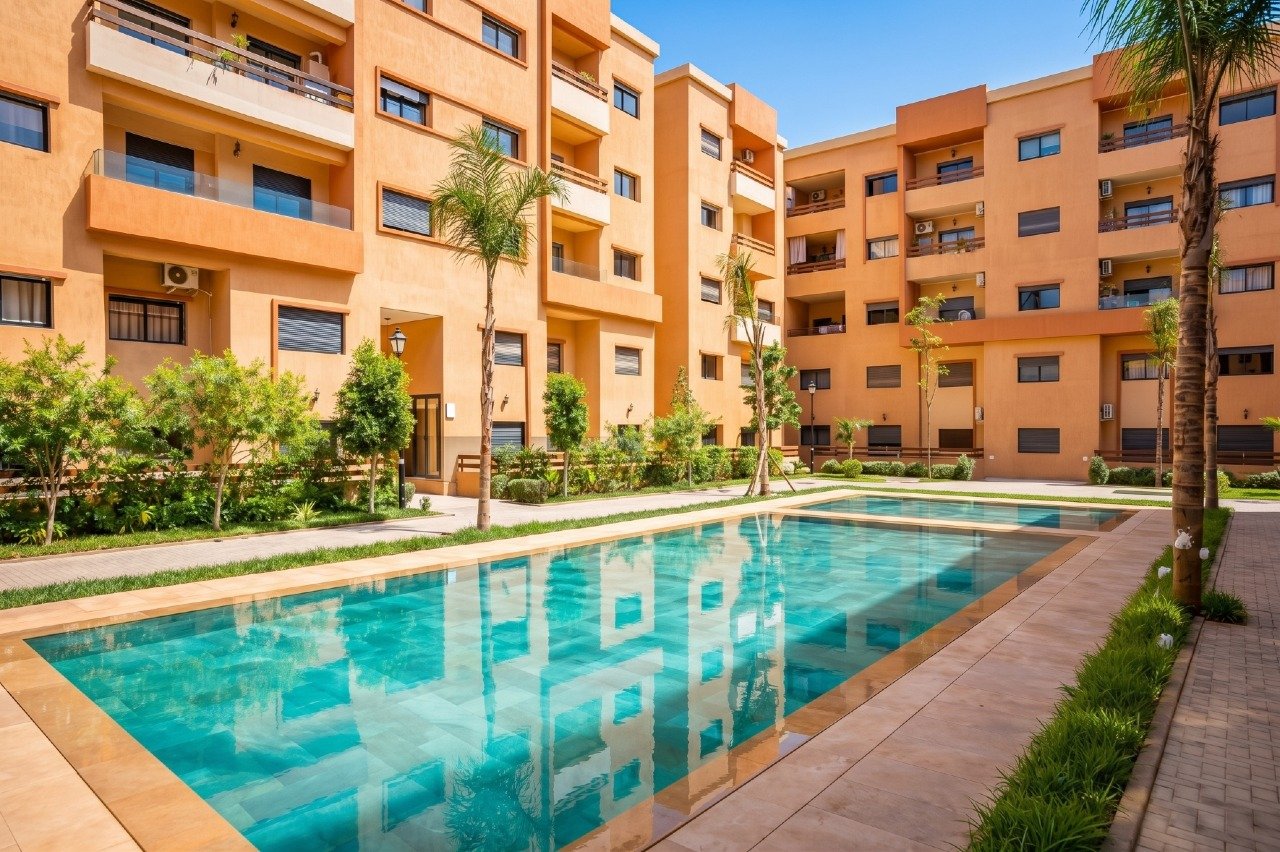 Bel Appartement Meublé 100 m² avec Piscines & Parking – (Proche M Avenue)