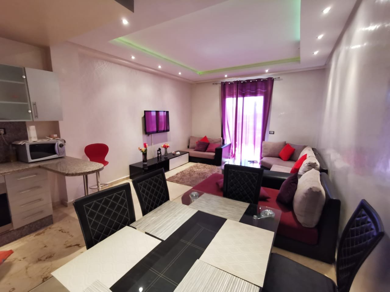 Studio meublé avec terrasse dans une résidence sécurisée à Guéliz - Marrakech