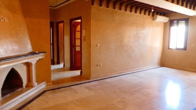 Bel Appartement à Louer usage Habitation ou Commercial bien Situé à Coté Lycée Victor Hugo