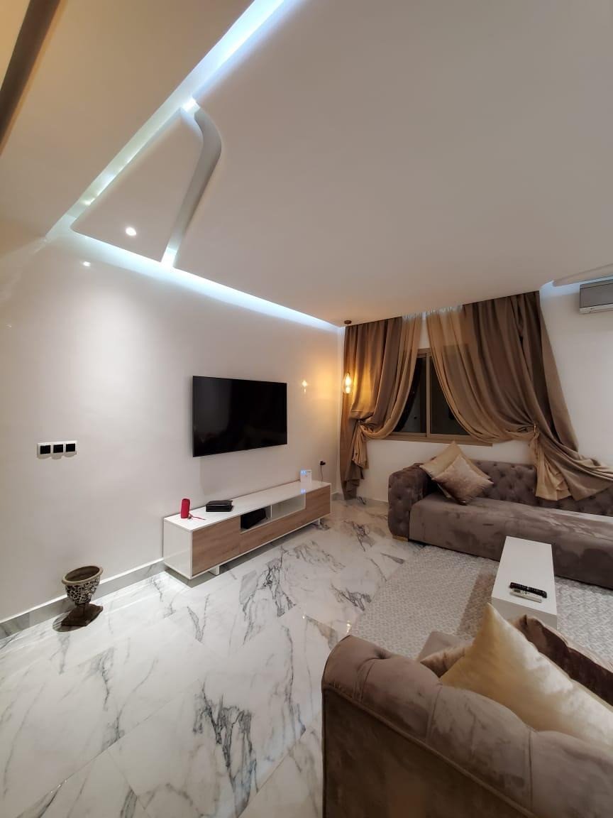 Magnifique Appartement Bien Meublée très Bien Situé dans un Quartier Calme à Bab Ighli