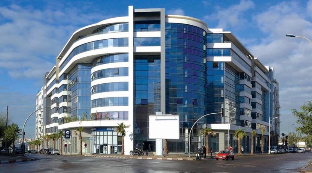 Plateau Bureau neuf  à  louer de 130m² situé au centre ville d'Agadir