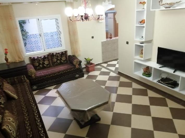 Coquette mini villa à louer meublée de 2 chambres avec terrasse et jardin d'une sup de 170m² dans un quartier calme et sécurisé à Haut founty AGADIR.