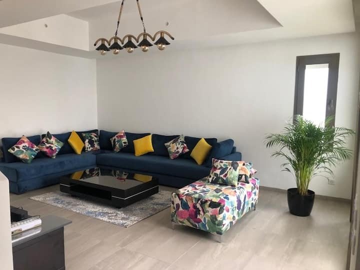 Très belle Villa en LLD à proximité du golf Taghazout Bay situé dans résidence calme et sécurisée.