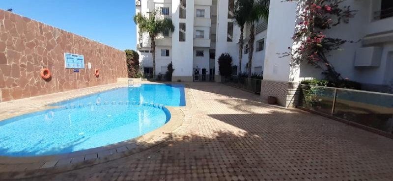 Belle affaire à saisir: Superbe appartement  de 2 chambres et salon marocain  et un terrasse  avec une superbe vue sur les montagnes kasbah