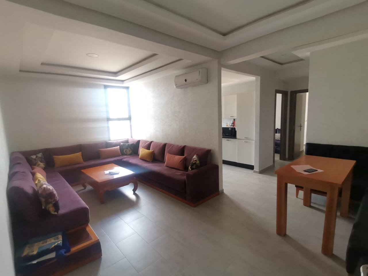 A VENDRE un bel appartement F3 en bon état lumineux situé  résidence sécurisée au quartier Haut Founty